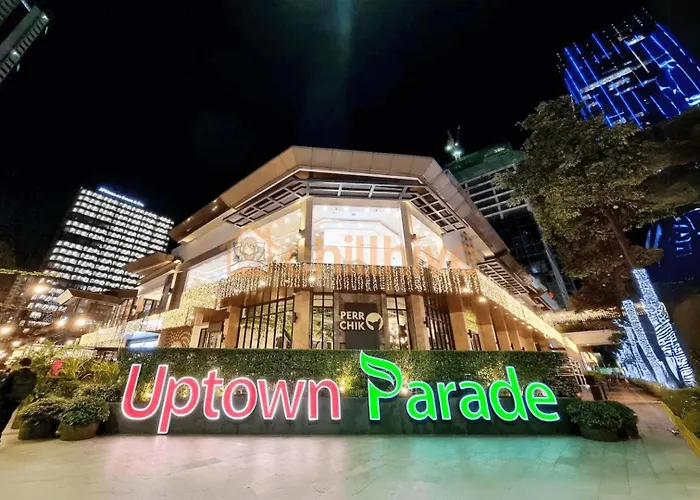 Holiday home Luxury Bgc Across Mitsukoshi #upt112b